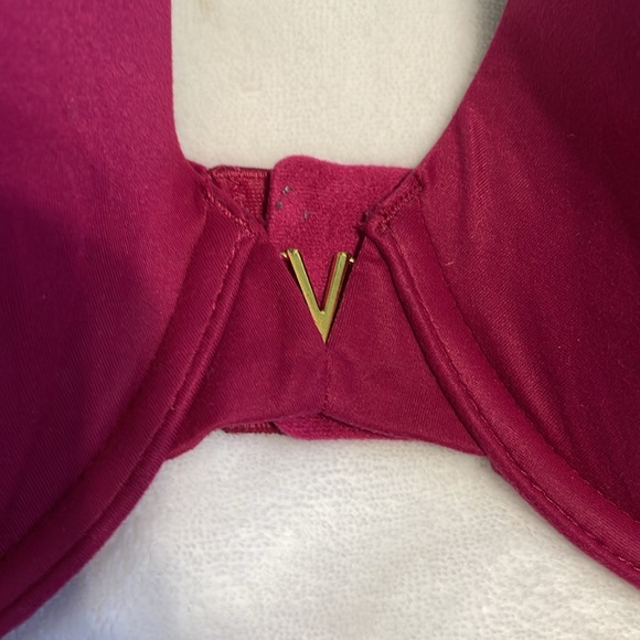 Victorias Secret Bra - Picture 2 of 3